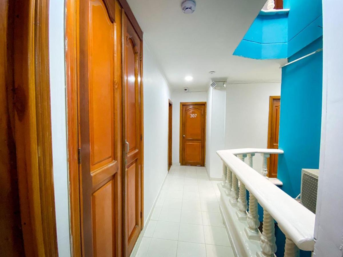 Hotel Aeromar Central Santa Marta  Exterior photo